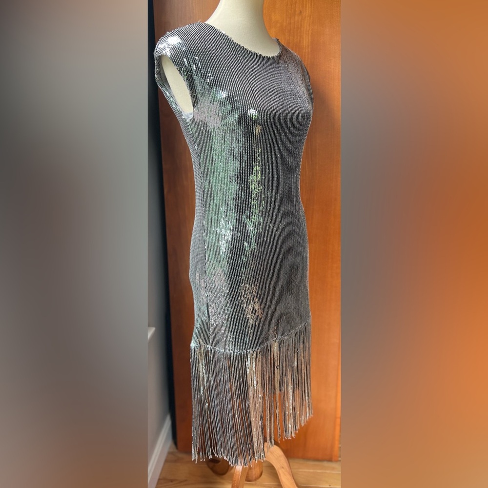 MAGARI Italian Made Sequin Silver w/Tassles Dress Size Small - Picture 8 of 9